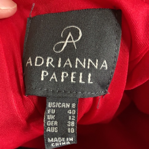 Red knee length lace cocktail dress - Picture 3 of 4